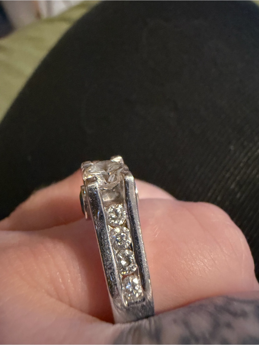Classic Solitaire Diamond Ring in 14k gold - Picture 7 of 9